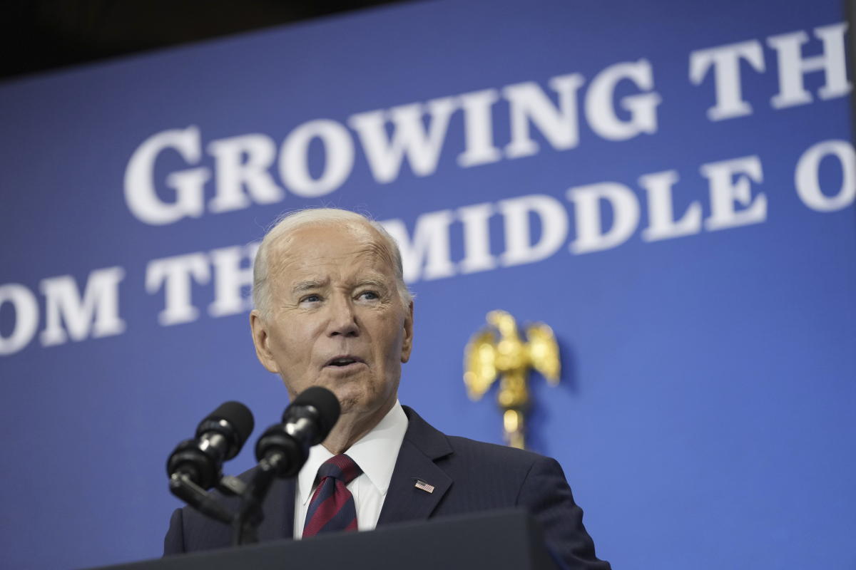 Biden issues veto threat on bill expanding federal judiciary as partisan split emerges