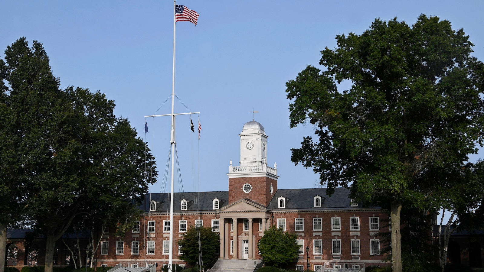 Report alleges Coast Guard leaders kept sexual assault investigation secret